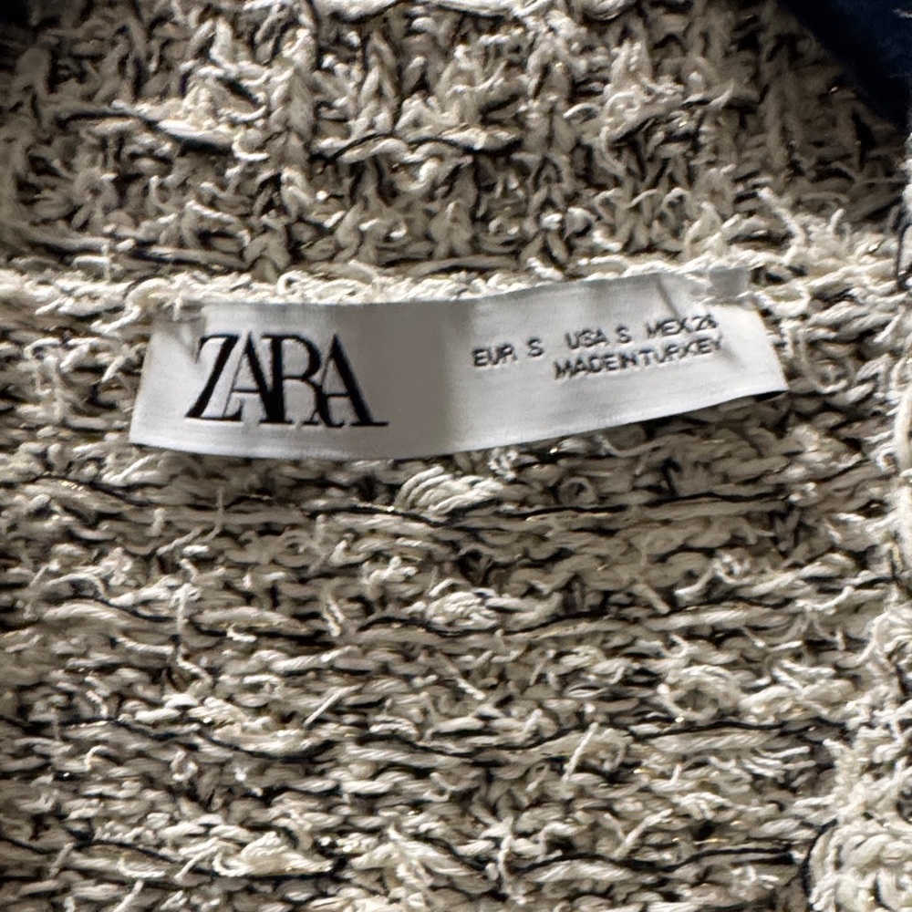 Zara Cream and Black Textured Vest - Picture 5 of 5
